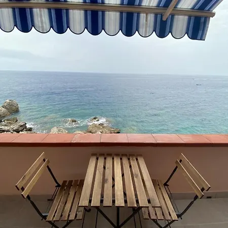 Holiday home Loft Costa Viola